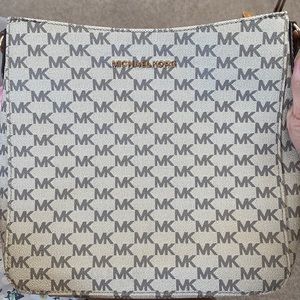 MICHAEL KORS crossbody purse